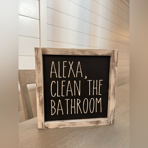 Alexa Clean The Bathroom 10 X 10 Wooden Sign Decor Black Gray - Picture 1 of 2